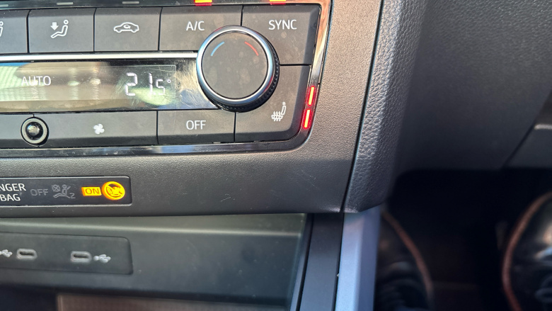 SEAT Arona 1.0 TSI 110 FR Sport 5dr DSG Petrol Hatchback